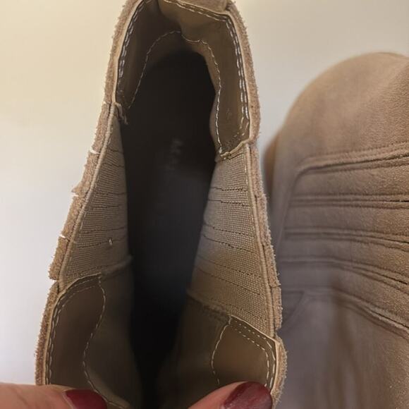 Mark Fisher Womens Tan Suede Ankle Boots Women’s 8.5 Block Heel Western Boho - Picture 10 of 12